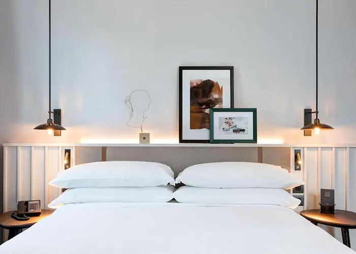 Doubletree By Hilton Monti Otel Roma