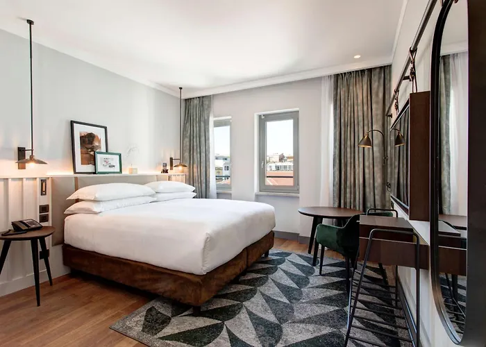 Doubletree By Hilton Monti 4* Roma