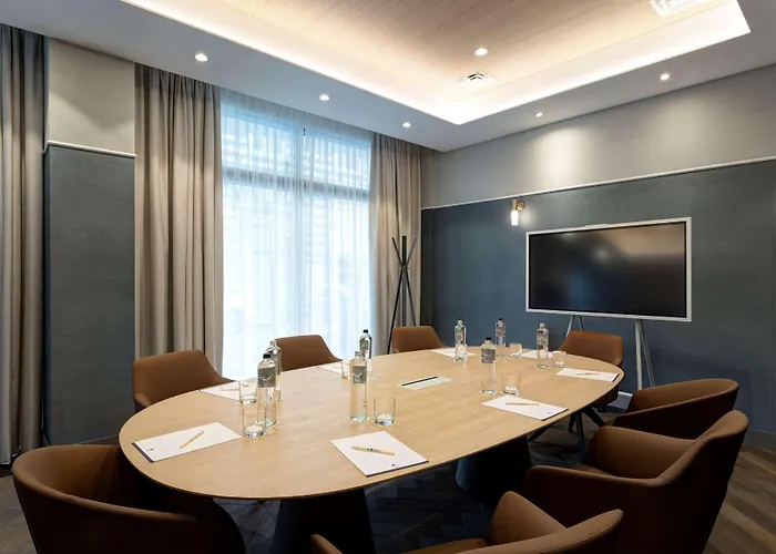 Doubletree By Hilton Monti 4*